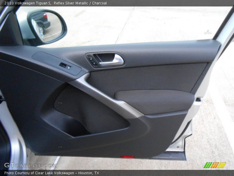 Reflex Silver Metallic / Charcoal 2010 Volkswagen Tiguan S