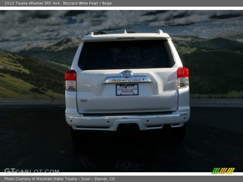 Blizzard White Pearl / Beige 2013 Toyota 4Runner SR5 4x4