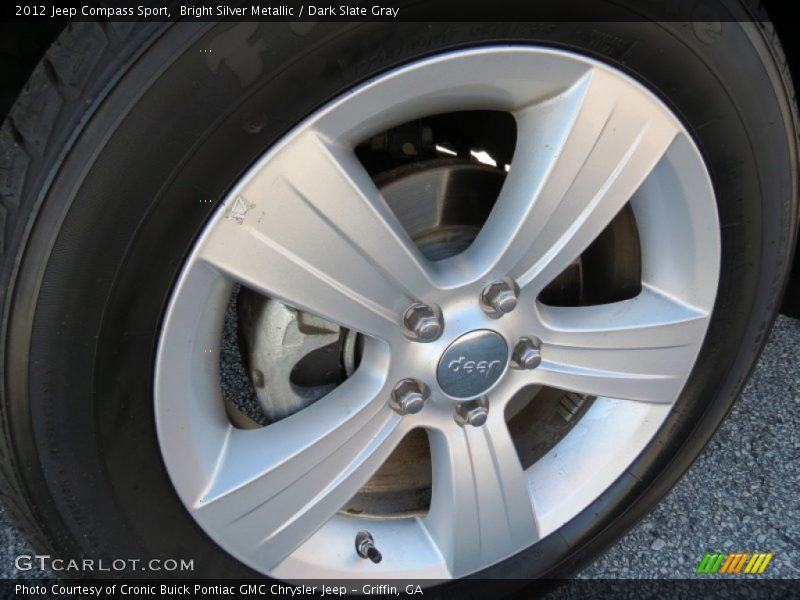 Bright Silver Metallic / Dark Slate Gray 2012 Jeep Compass Sport