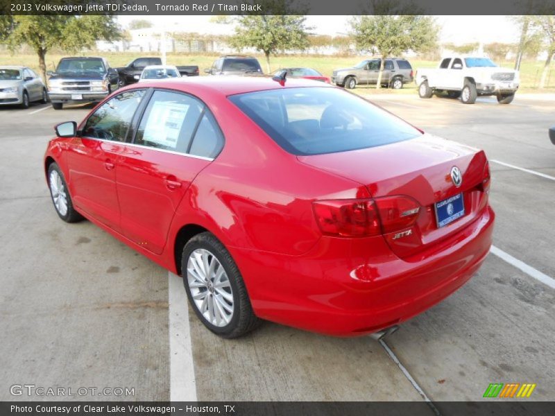 Tornado Red / Titan Black 2013 Volkswagen Jetta TDI Sedan