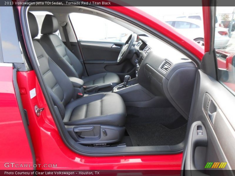 Tornado Red / Titan Black 2013 Volkswagen Jetta TDI Sedan