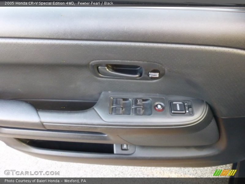 Pewter Pearl / Black 2005 Honda CR-V Special Edition 4WD
