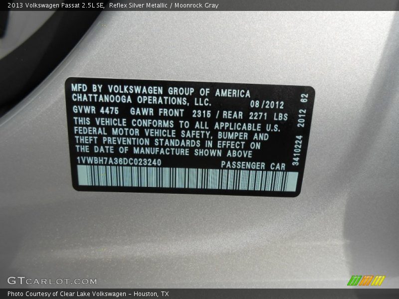 Reflex Silver Metallic / Moonrock Gray 2013 Volkswagen Passat 2.5L SE