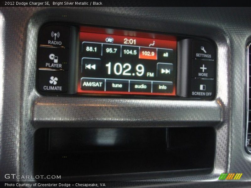 Bright Silver Metallic / Black 2012 Dodge Charger SE