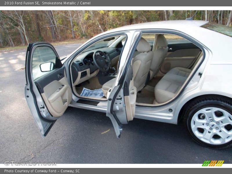 Smokestone Metallic / Camel 2010 Ford Fusion SE