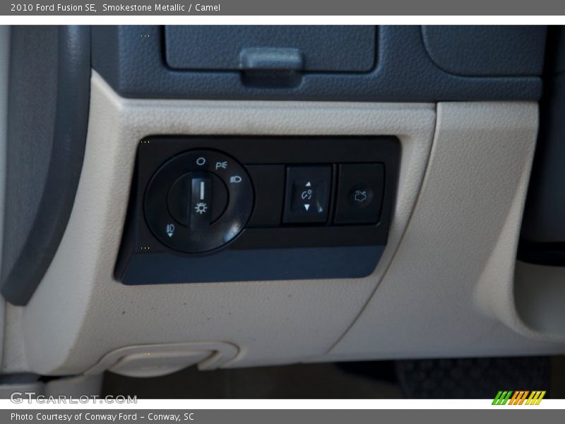 Smokestone Metallic / Camel 2010 Ford Fusion SE