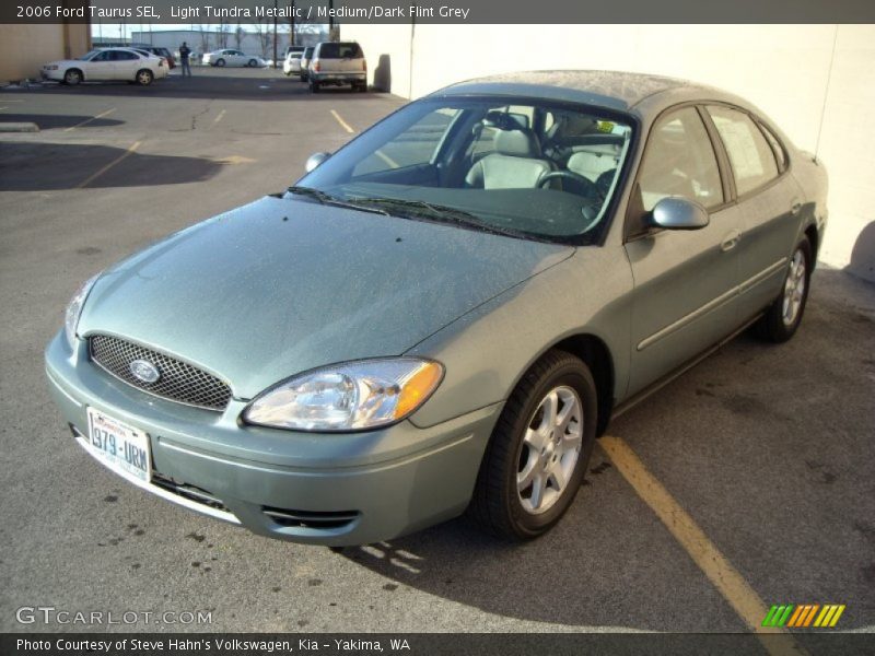 Light Tundra Metallic / Medium/Dark Flint Grey 2006 Ford Taurus SEL