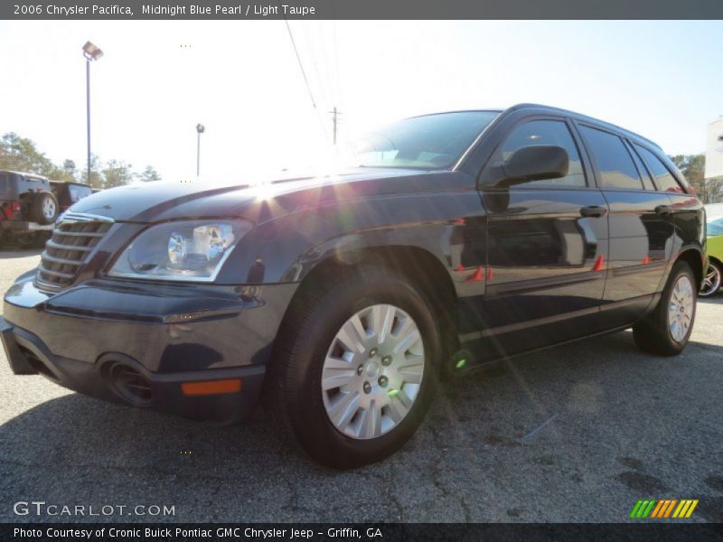 Midnight Blue Pearl / Light Taupe 2006 Chrysler Pacifica