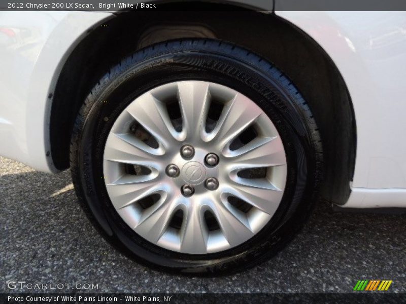 Bright White / Black 2012 Chrysler 200 LX Sedan