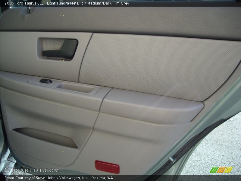 Light Tundra Metallic / Medium/Dark Flint Grey 2006 Ford Taurus SEL