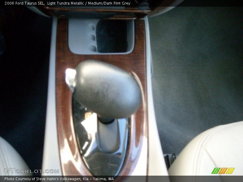 Light Tundra Metallic / Medium/Dark Flint Grey 2006 Ford Taurus SEL