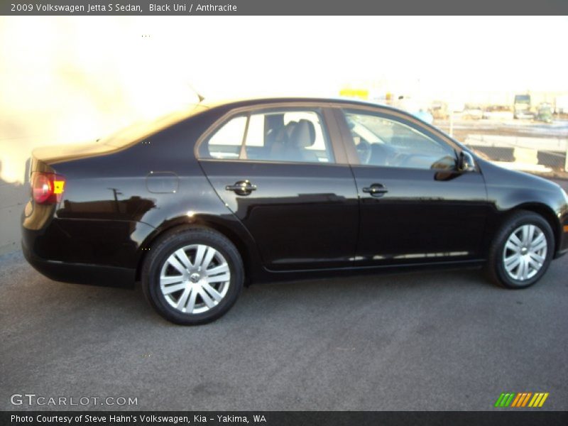 Black Uni / Anthracite 2009 Volkswagen Jetta S Sedan