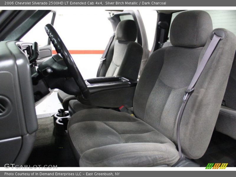 Front Seat of 2006 Silverado 2500HD LT Extended Cab 4x4