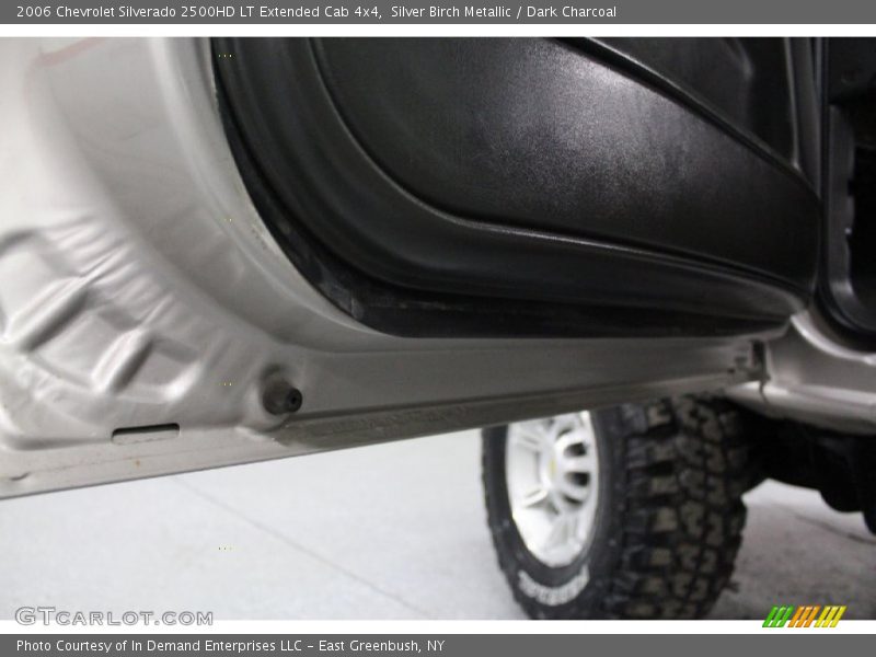 Silver Birch Metallic / Dark Charcoal 2006 Chevrolet Silverado 2500HD LT Extended Cab 4x4