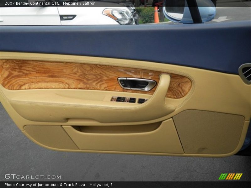 Door Panel of 2007 Continental GTC 