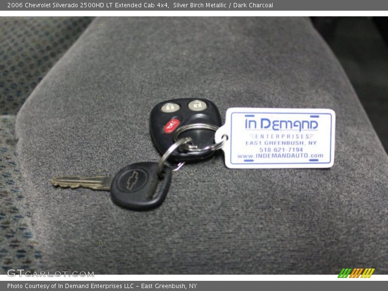 Silver Birch Metallic / Dark Charcoal 2006 Chevrolet Silverado 2500HD LT Extended Cab 4x4