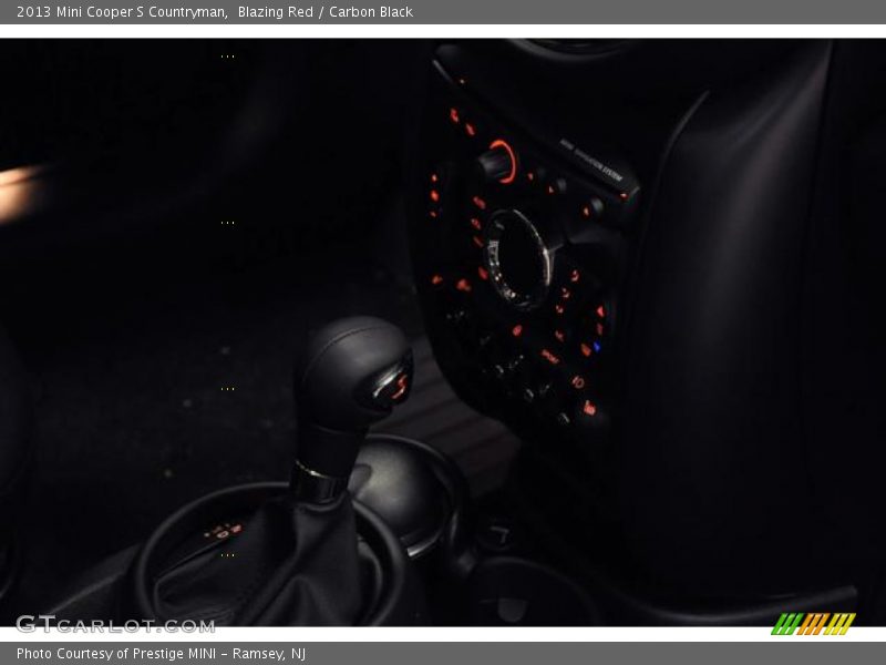Blazing Red / Carbon Black 2013 Mini Cooper S Countryman