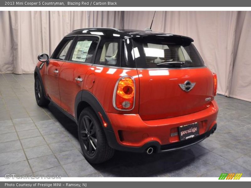 Blazing Red / Carbon Black 2013 Mini Cooper S Countryman