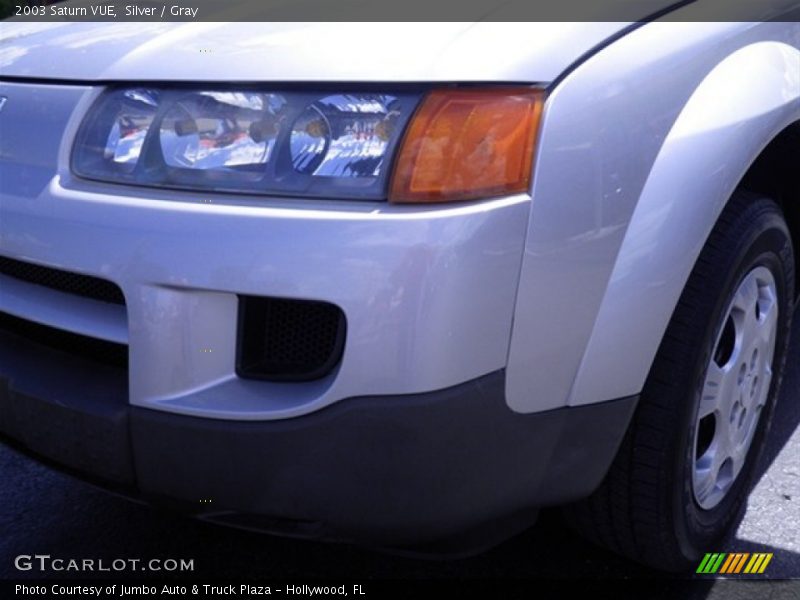 Silver / Gray 2003 Saturn VUE