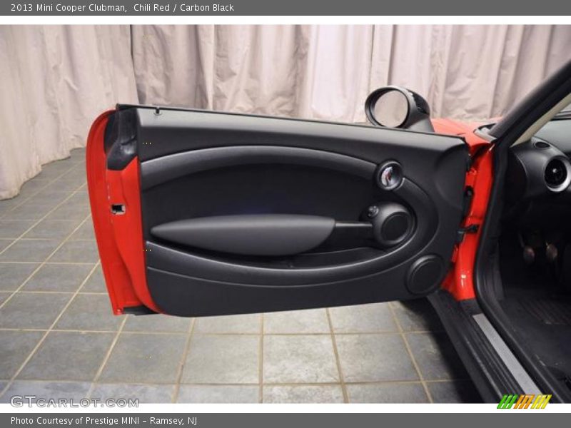Chili Red / Carbon Black 2013 Mini Cooper Clubman