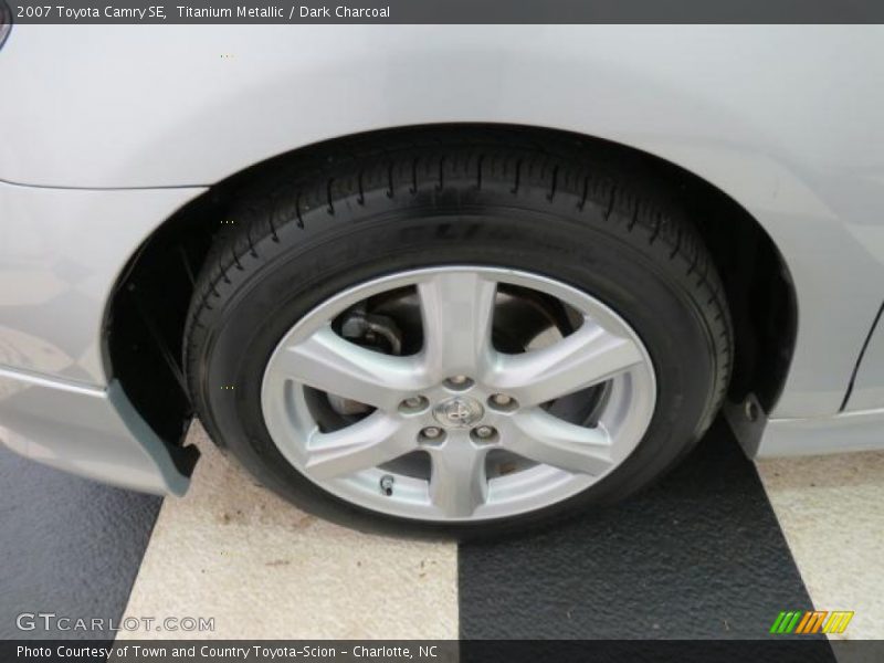 Titanium Metallic / Dark Charcoal 2007 Toyota Camry SE