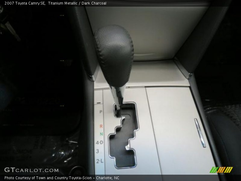 Titanium Metallic / Dark Charcoal 2007 Toyota Camry SE