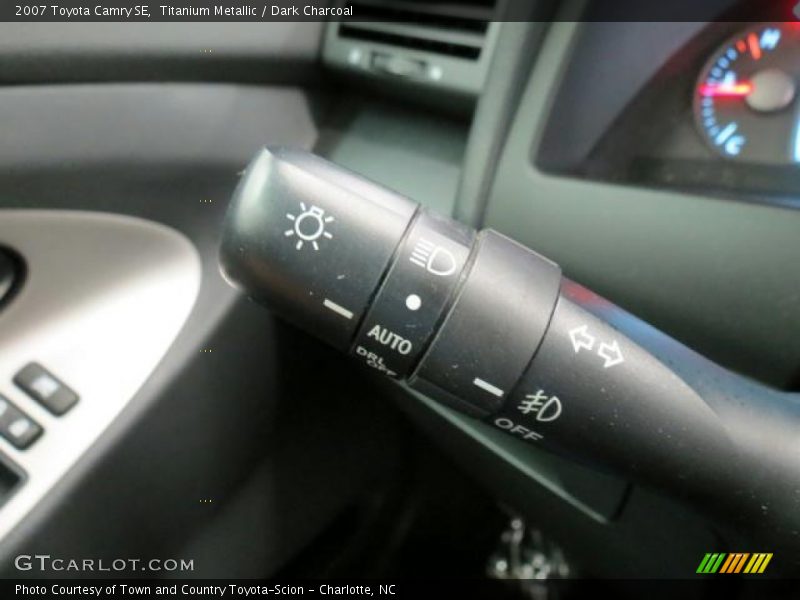 Titanium Metallic / Dark Charcoal 2007 Toyota Camry SE