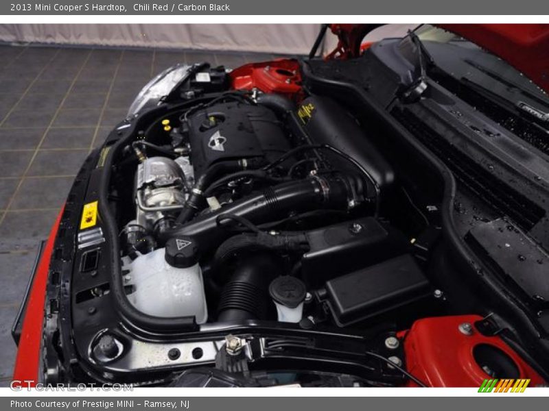 Chili Red / Carbon Black 2013 Mini Cooper S Hardtop