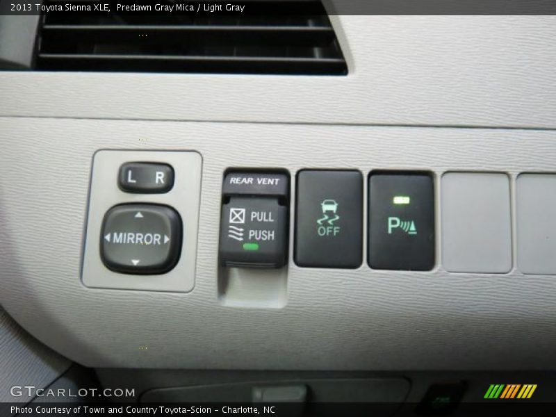Predawn Gray Mica / Light Gray 2013 Toyota Sienna XLE