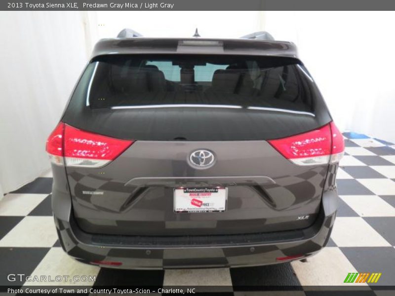 Predawn Gray Mica / Light Gray 2013 Toyota Sienna XLE