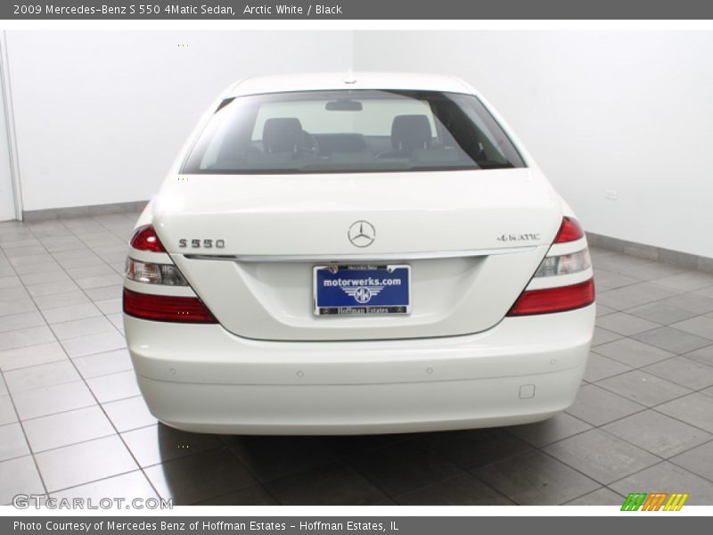Arctic White / Black 2009 Mercedes-Benz S 550 4Matic Sedan