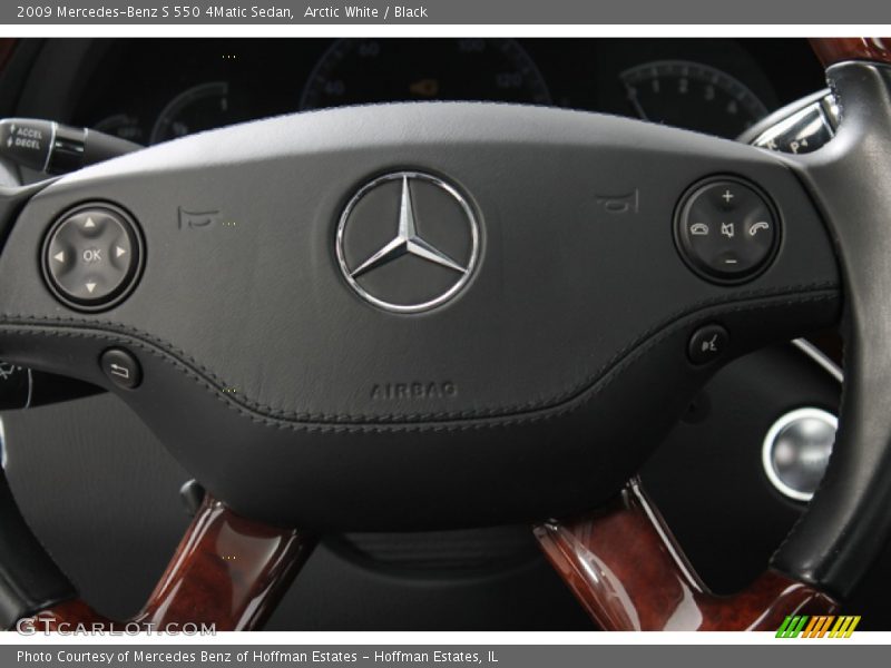 Arctic White / Black 2009 Mercedes-Benz S 550 4Matic Sedan