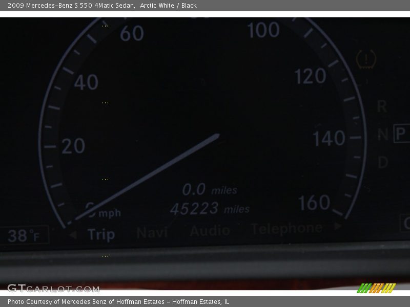 Arctic White / Black 2009 Mercedes-Benz S 550 4Matic Sedan