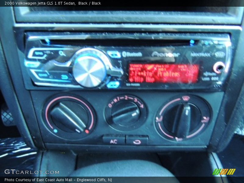 Black / Black 2000 Volkswagen Jetta GLS 1.8T Sedan