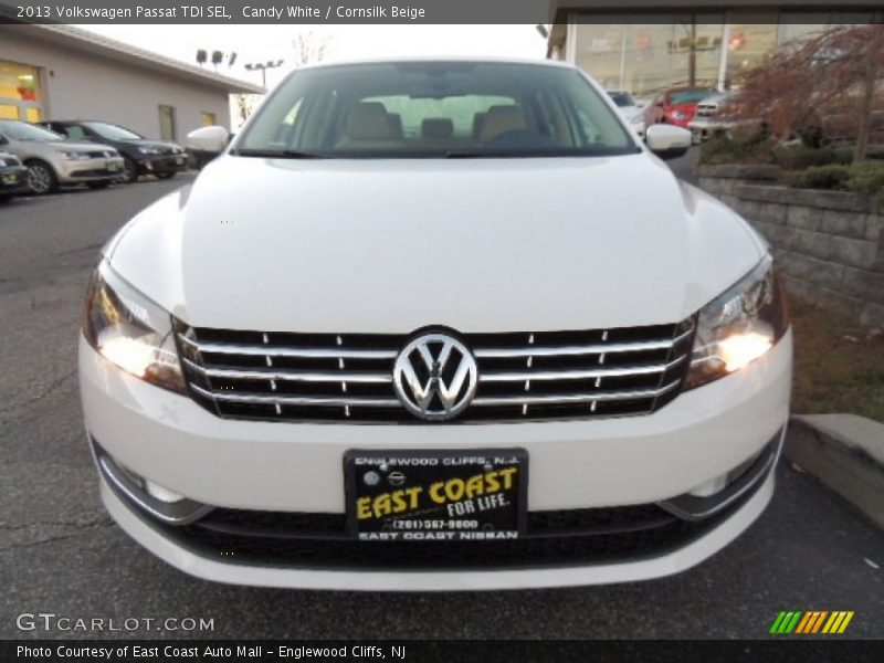 Candy White / Cornsilk Beige 2013 Volkswagen Passat TDI SEL