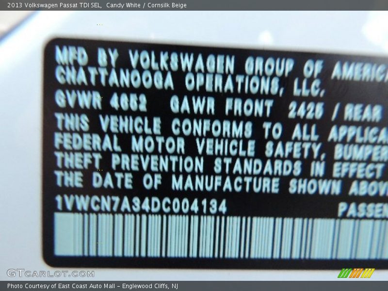 Candy White / Cornsilk Beige 2013 Volkswagen Passat TDI SEL