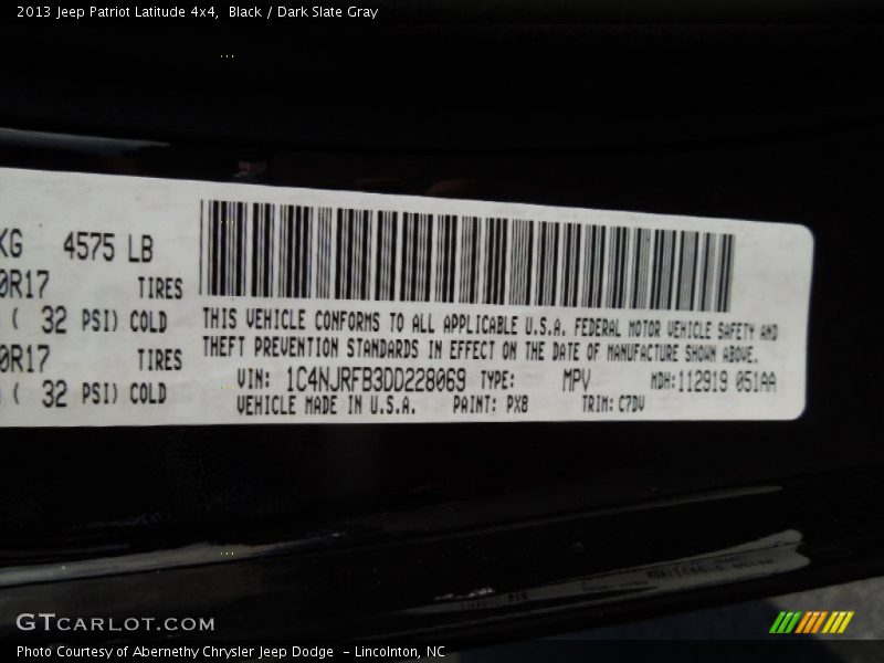 Black / Dark Slate Gray 2013 Jeep Patriot Latitude 4x4