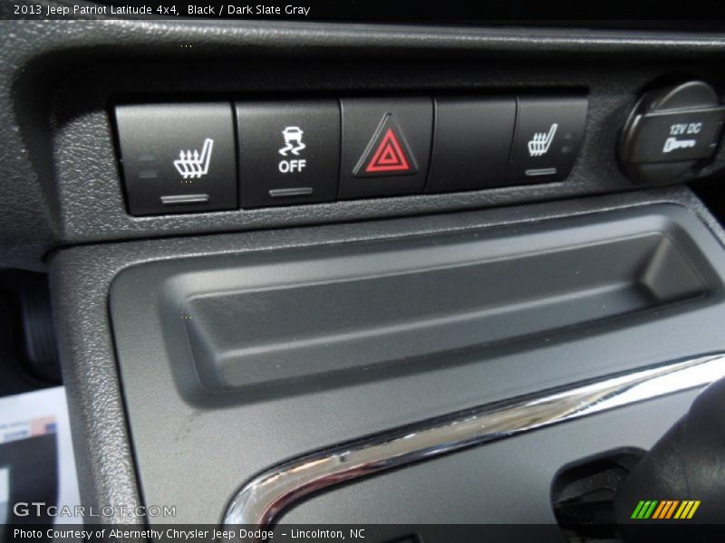 Black / Dark Slate Gray 2013 Jeep Patriot Latitude 4x4