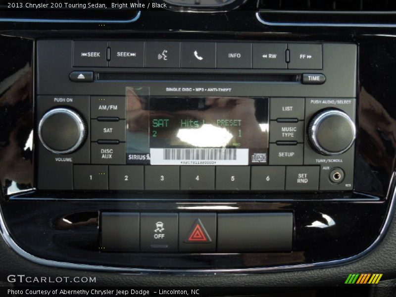 Bright White / Black 2013 Chrysler 200 Touring Sedan