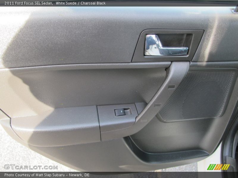 White Suede / Charcoal Black 2011 Ford Focus SEL Sedan