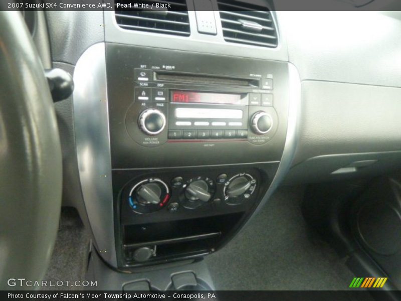 Pearl White / Black 2007 Suzuki SX4 Convenience AWD