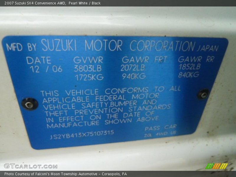 Pearl White / Black 2007 Suzuki SX4 Convenience AWD