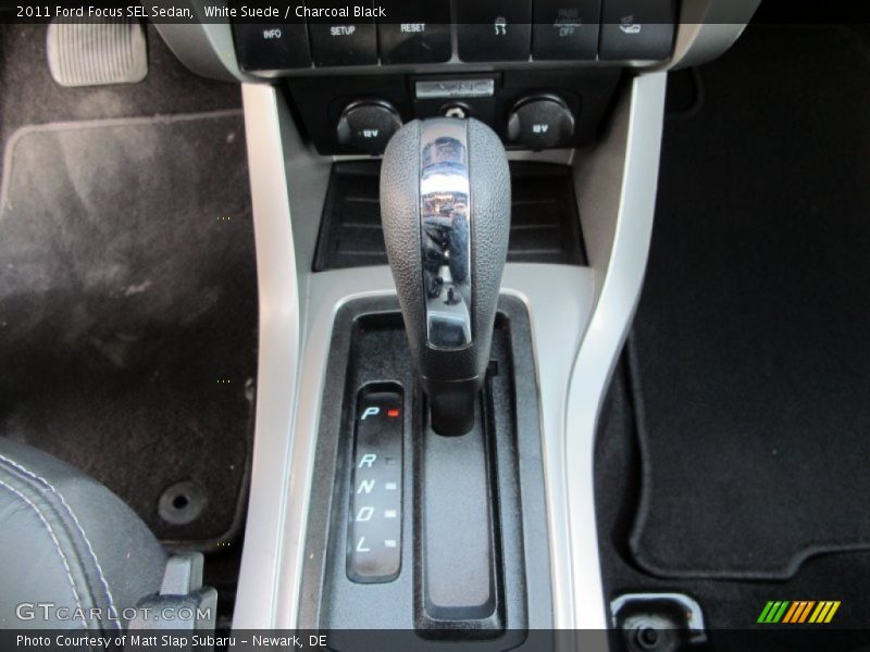White Suede / Charcoal Black 2011 Ford Focus SEL Sedan