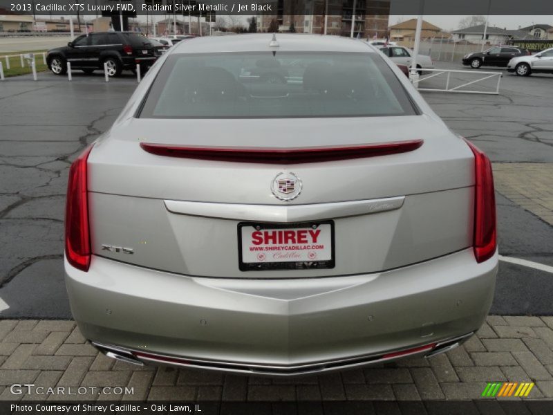 Radiant Silver Metallic / Jet Black 2013 Cadillac XTS Luxury FWD