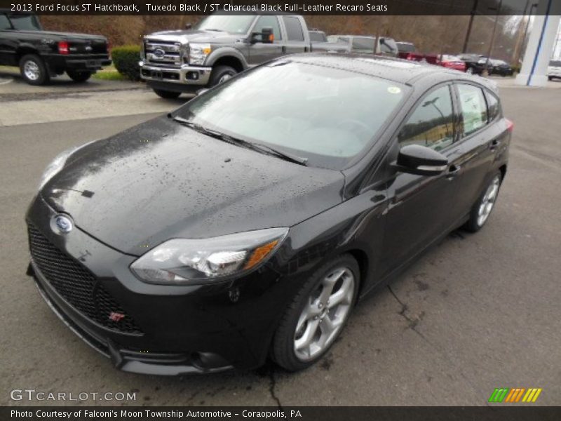 Tuxedo Black / ST Charcoal Black Full-Leather Recaro Seats 2013 Ford Focus ST Hatchback