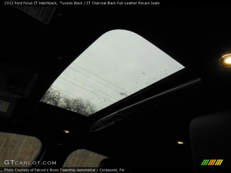 Sunroof of 2013 Focus ST Hatchback