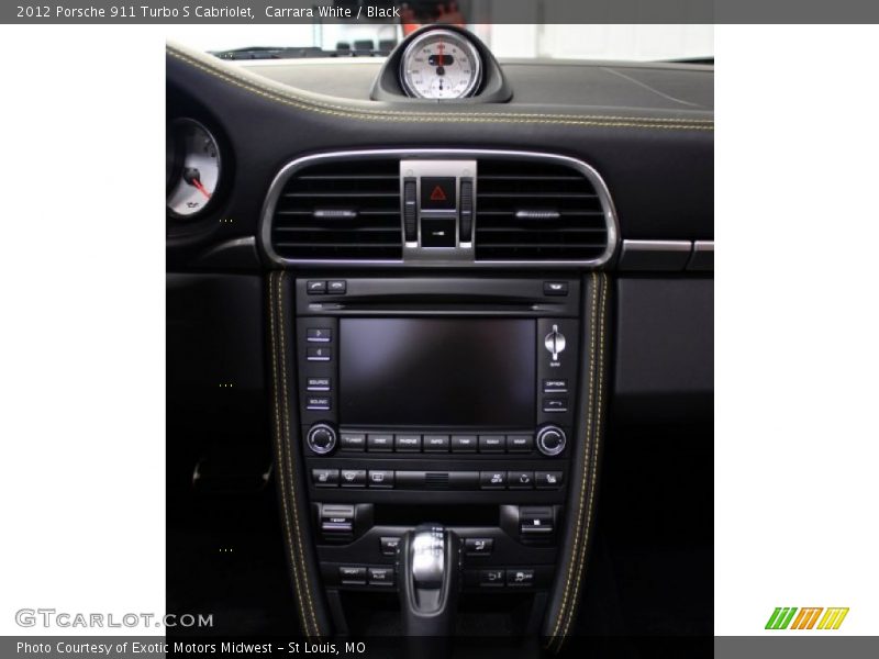 Carrara White / Black 2012 Porsche 911 Turbo S Cabriolet