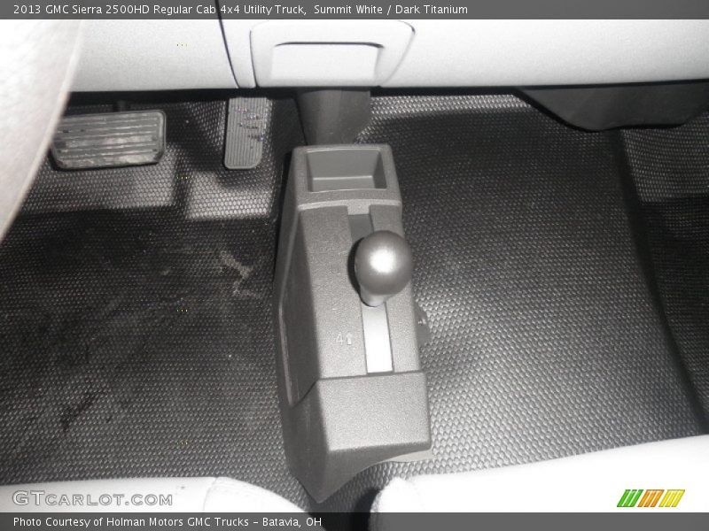 Summit White / Dark Titanium 2013 GMC Sierra 2500HD Regular Cab 4x4 Utility Truck