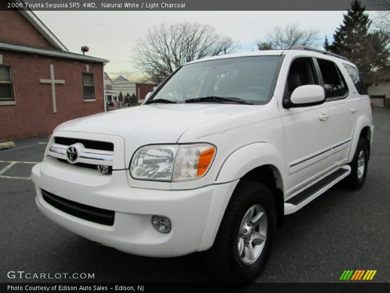 Natural White / Light Charcoal 2006 Toyota Sequoia SR5 4WD