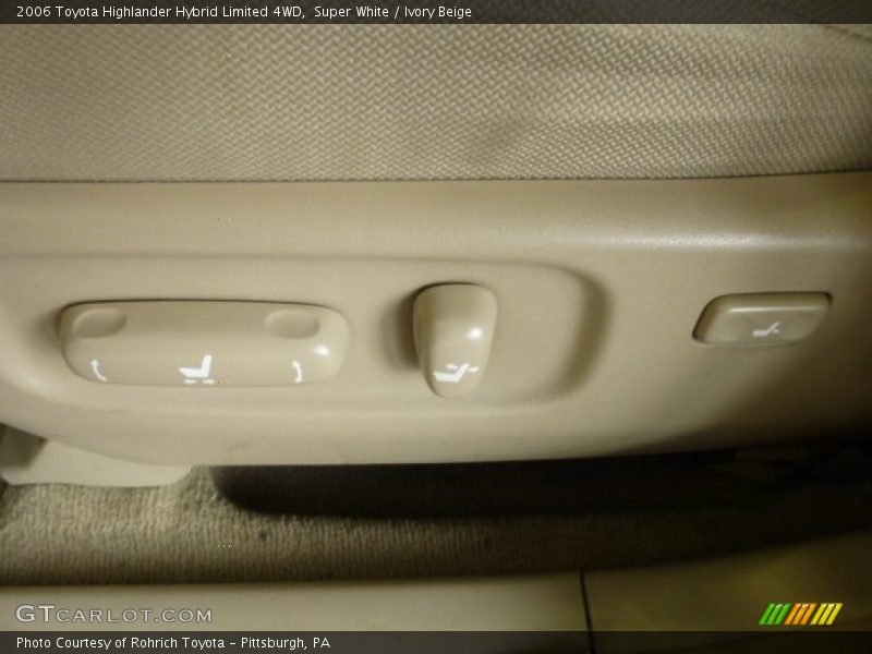 Super White / Ivory Beige 2006 Toyota Highlander Hybrid Limited 4WD